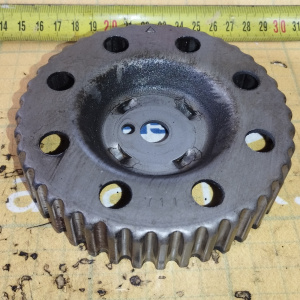 Шестерня распредвала Mitsubishi ( 711 ) MD133155 Libero CD2V 4G15 '01.1992-02.2002 карб. 12 VALVE  ГРМ слева