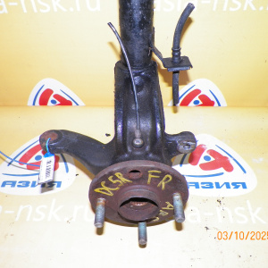 Стойка Mazda DY3W/DY5W/DC5W/DC5R Demio перед, прав ABS. Стойка со ступицей. Ступица голая.