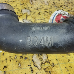 Гофра впускного коллектора Mazda B3 Demio DW3W ( B34M ) B34M13330A