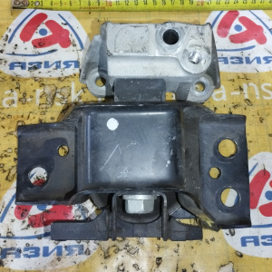 Подушка двигателя Nissan CR12/CR14 March/AD K12/Y12 2WD m/t ДЕФЕКТ вытекает гелий перед, прав 11210-4V00A + 11232-AX00A