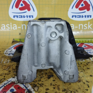 Подушка двигателя Nissan CR12/CR14 March/AD K12/Y12 2WD m/t ДЕФЕКТ вытекает гелий перед, прав 11210-4V00A + 11232-AX00A