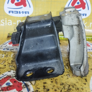 Подушка двигателя Nissan CR12/CR14 March/AD K12/Y12 2WD m/t ДЕФЕКТ вытекает гелий перед, прав 11210-4V00A + 11232-AX00A