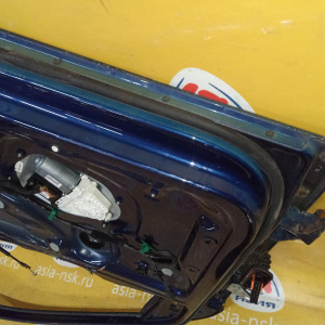 Дверь боковая Volkswagen Jetta 1K2 '2006 перед, прав В сборе 1K5831302S, 1K5831106F