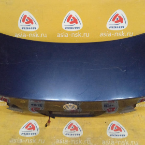 Крышка багажника Volkswagen Jetta 1K2 '2006 без фонарей, царапины 1K5827025AP