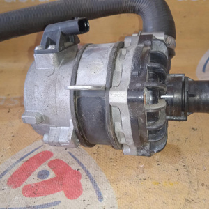 Помпа водяная дополнительная BMW N55B30A 3-Series F30 '2013 11517583965