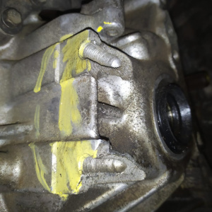 МКПП Toyota 4ZZ C150 5ст OLD кулиса сзади 23шл   1.4L ДЕФЕКТ КРЕПЛЕНИЯ Corolla ZZE110/ZZE120