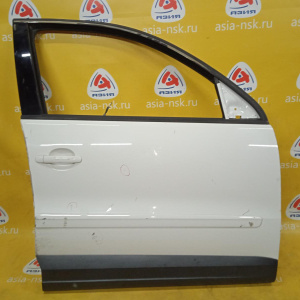 Дверь боковая Volkswagen Tiguan 5N1 '2009 перед, прав в сборе, молдинг (царапины) 5N0831056B