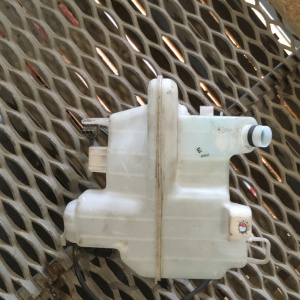 Бачок омывателя Mazda BM6FJ Axela