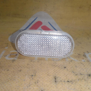 Повторитель в крыло Renault 8200257684 Duster HSA/H79 '2012