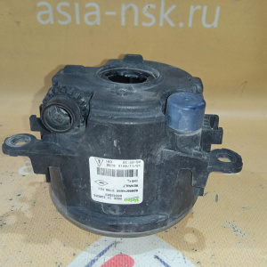 Туманка Renault 8200074008 Duster HSA/H79 '2012 сломано крепление 89202503