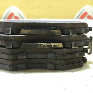 Колодки тормозные Nissan Avenir W10/EU13/EU14/VW30/M11/HP10/HP11/KBC23 ОСТАТОК 80-90% F 41060-3C490/PF-2245