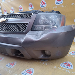 Ноускат Chevrolet Tahoe GMT900 '2012 замят слева, треснуты решётка и верх.крепления фар