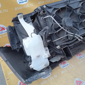 Ноускат Chevrolet Tahoe GMT900 '2012 замят слева, треснуты решётка и верх.крепления фар