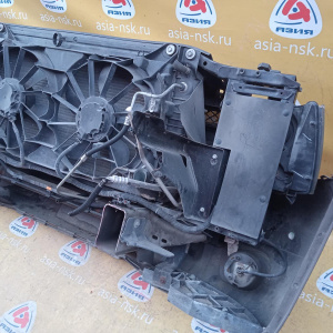 Ноускат Chevrolet Tahoe GMT900 '2012 замят слева, треснуты решётка и верх.крепления фар