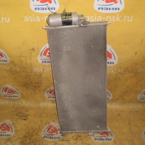 Радиатор кондиционера Nissan Y11 AD '2001-2004 (в сборе)