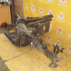 Лонжерон Toyota Aqua NHP10 перед, прав