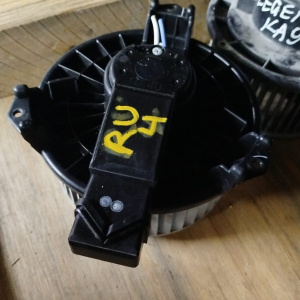 Моторчик печки Honda RU4 Vezel