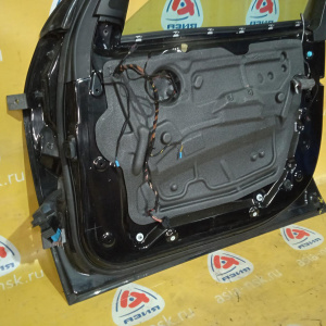 Дверь боковая BMW X5 E70 '2013 перед, прав В сборе (замят угол) 41517211424