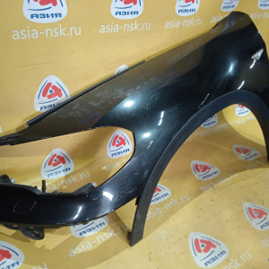 Крыло BMW X5 E70 '2013 перед, лев с омывателем фары, с накладкой 51657222995