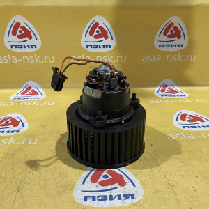 Моторчик печки BMW E70 X5 '2013 правый руль 64119229659