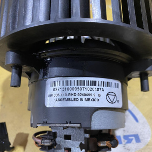 Моторчик печки BMW E70 X5 '2013 правый руль 64119229659