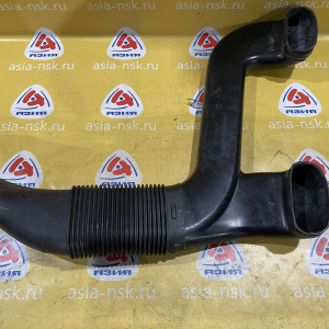 Патрубок воздушного фильтра BMW N57/N57D30A X5 E70 '2013 13717812058