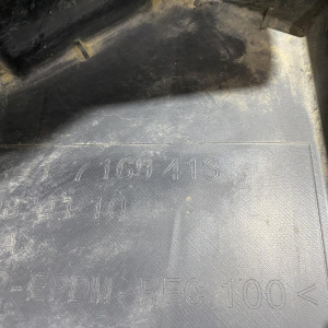 Подкрылок BMW X5 E70 '2013 перед, лев задняя часть 51717169413