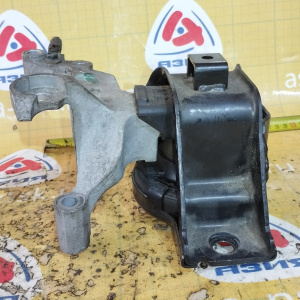 Подушка двигателя Nissan MR20 Dualis/Qashqai J10 2WD ДЕФЕКТ НАДОРВАНА гелий вытекает перед, прав 11210JD200