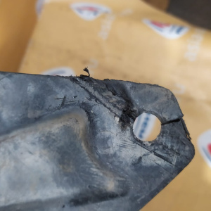 Защита двигателя TOYOTA SXE10 Altezza под акпп 51420-53020