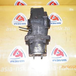 Редуктор TOYOTA ACA33/NCP115/NZE154/AGZ15/NCP95/AZE154/NZE164/GSR55/ZSU65/ANA15/NCP145/NZE184/NCP115/NCP96 R С элетромагнитной муфтой. С датчиком. Деф