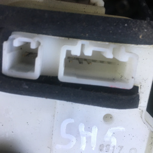 Замок двери Subaru SH5 Forester (3+2 контактов) перед, лев