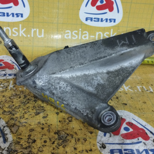 Крепление подушки ДВС Nissan HR15/HR16 Tiida C11 2WD m/t перед, лев 046003 ( I M ) 11253EL20A