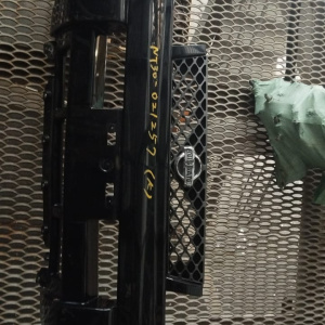 Бампер NISSAN X-Trail NT30 '2000-2003 перед с решеткой 62022-8H340