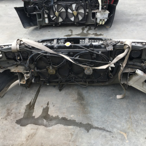 Ноускат Nissan Bluebird Sylphy G10 QG '2000-2003 a/t дефект патрубка радиатора ф.1666