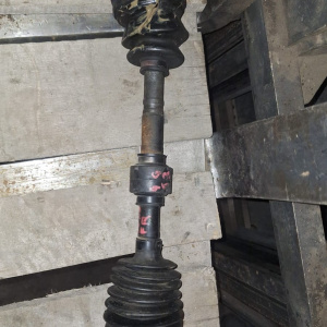 Привод Mitsubishi N23W RVR 4G63 перед, прав Sport Gear 25/25 дефект пыльника