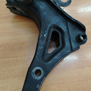 Крепление подушки ДВС Honda F23A Odyssey/Avancier RA6/TA1 2WD a/t зад. MGPA R