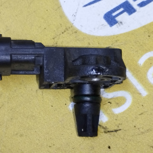 Map-сенсор Mitsubishi 0281006028 4P10