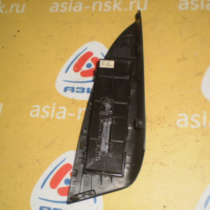 Пульт стеклоподъемника Nissan Sylphy B17 перед, прав