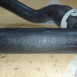 Патрубок системы охлаждения BMW 17127548224 3-Series E90/E92 N53 '2010 н сломано одно крепление