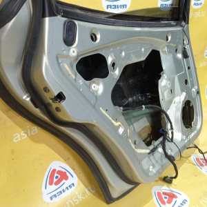 Дверь боковая Maserati Quattroporte M139/MQP '2004 зад, лев