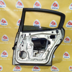 Дверь боковая Maserati Quattroporte M139/MQP '2004 зад, прав