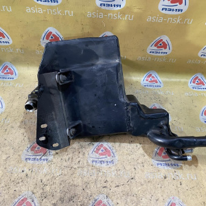 Бачок масляный Maserati M139/MQP Quattroporte M139A/M139 '2004 4.2L Маслозаливной 205033