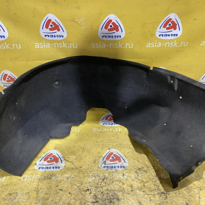 Подкрылок Maserati Quattroporte M139/MQP '2004 перед, прав Войлок