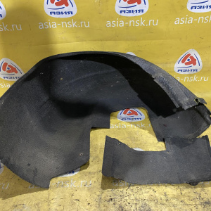 Подкрылок Maserati Quattroporte M139/MQP '2004 зад, лев Войлок