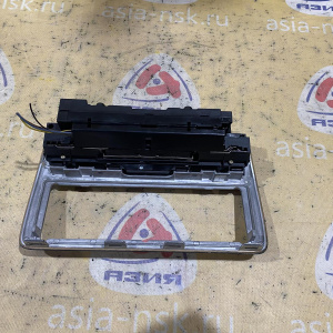 Блок кнопок Mercedes A2108200151 CLK-Class W208 '2001 с консолью 2086801936