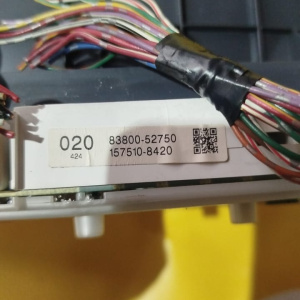 Панель приборов Toyota Platz/Vitz NCP10/SCP10 83800-52750