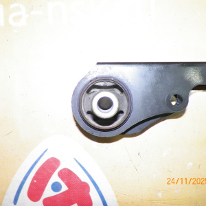 Подушка редуктора Nissan Dualis/Qashqai KNJ10/NJ10/J10/JJ10E '2007-2008 Заднего редуктора. F в 55419-JD60C