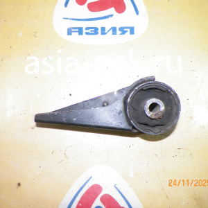 Подушка редуктора Nissan Caravan/Homy ARME24/ARMGE24/CRMGE24/CWMGE24/KRME24/KRMGE24/VRMGE24/VWMGE24 4WD Переднего редуктора. Верхняя. F в 54710-20N00