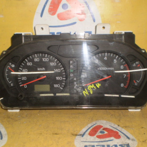 Панель приборов Mitsubishi Chariot Grandis N84W MR489556