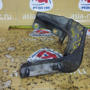 Кронштейн привода Mazda/Ford AJ-DE Tribute#Escape/Maverick EPEW 4WD a/t 1 часть на блок перед, прав FW9025740C / A (FWB1-25-740)